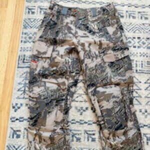 Sitka Mountain Paints - Size 32